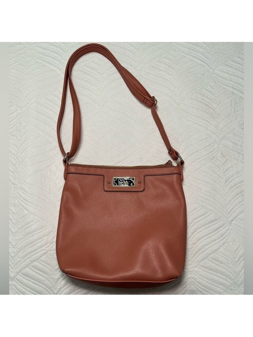 Nicolle Miller Women’s Canyon Rose Leather Crossbody Shoulder Bag.